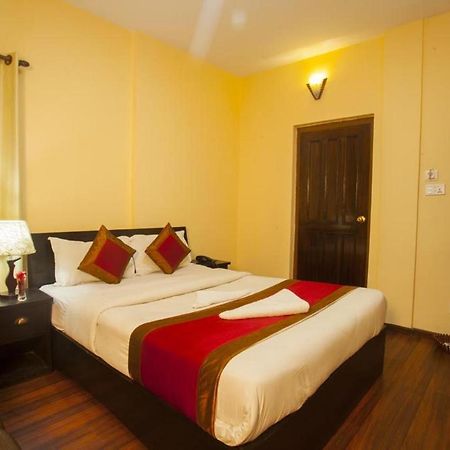 Hotel Aerotech Near Igi Airport New Delhi Exterior photo