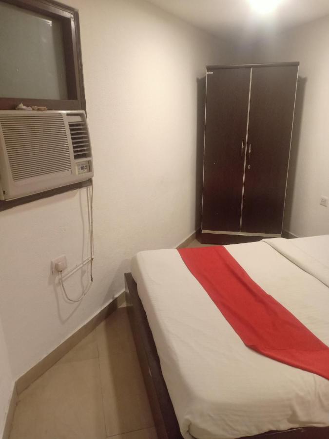 Hotel Aerotech Near Igi Airport New Delhi Exterior photo
