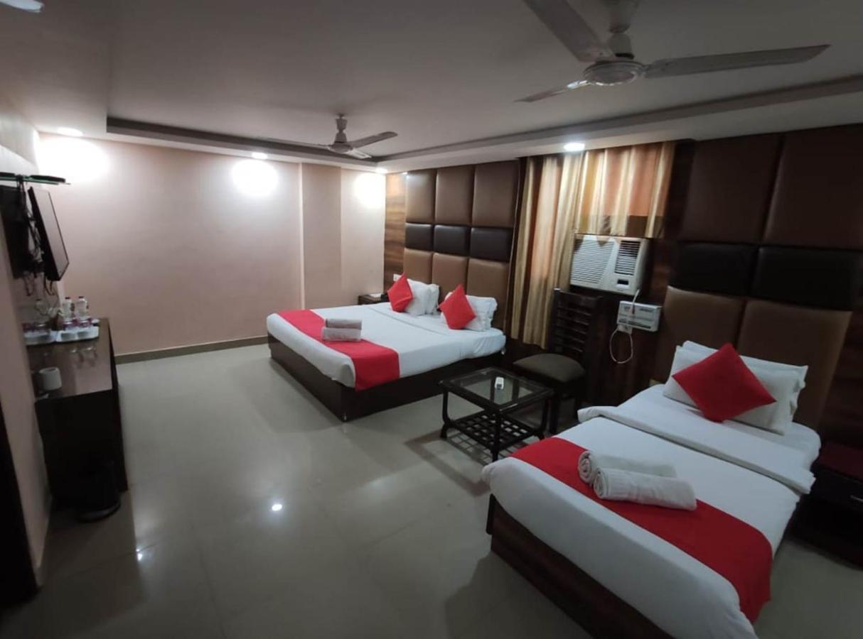Hotel Aerotech Near Igi Airport New Delhi Exterior photo